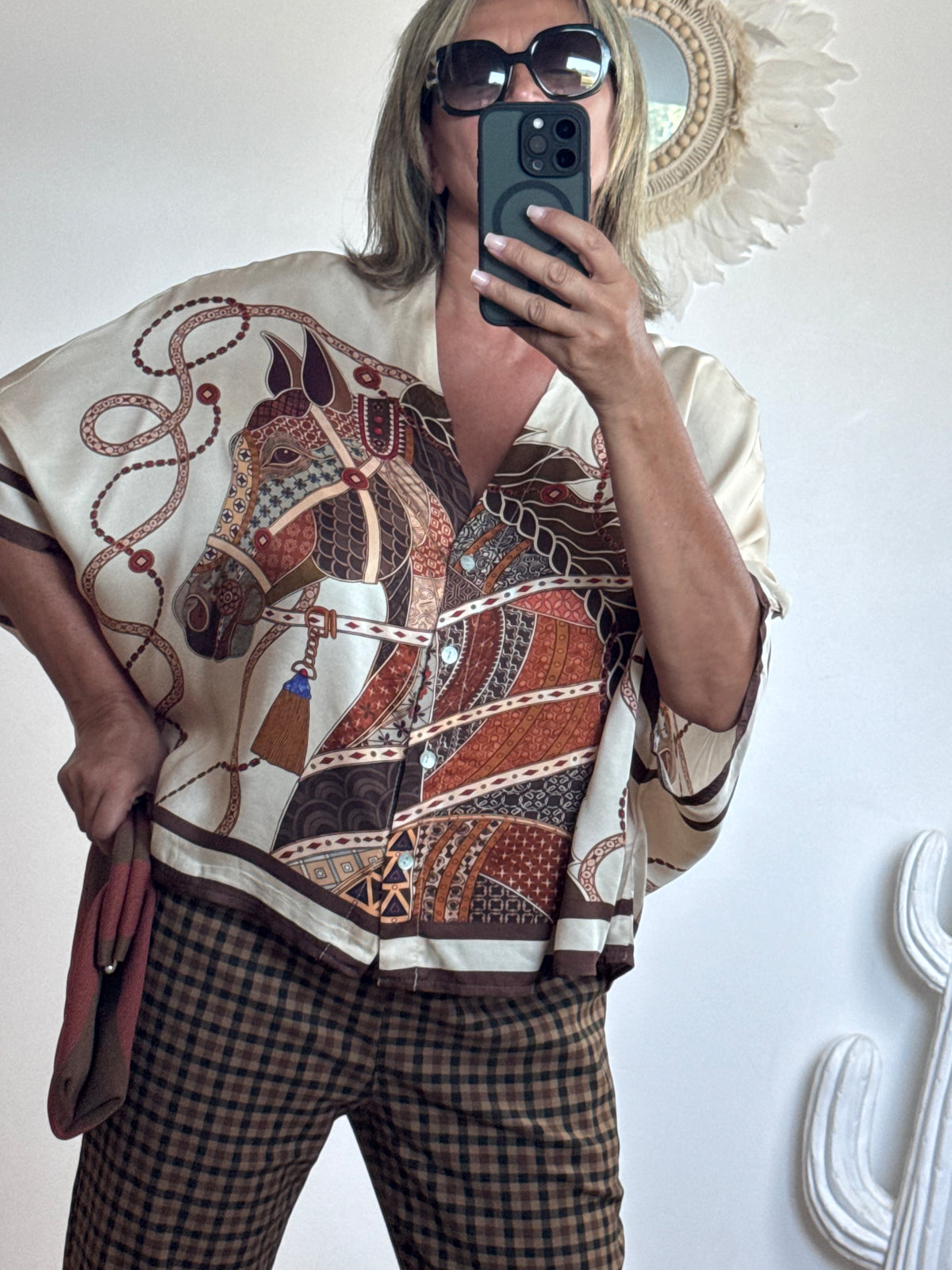 Blouse horse beige