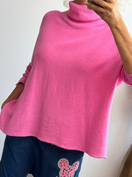 Pull col roulé rose vif