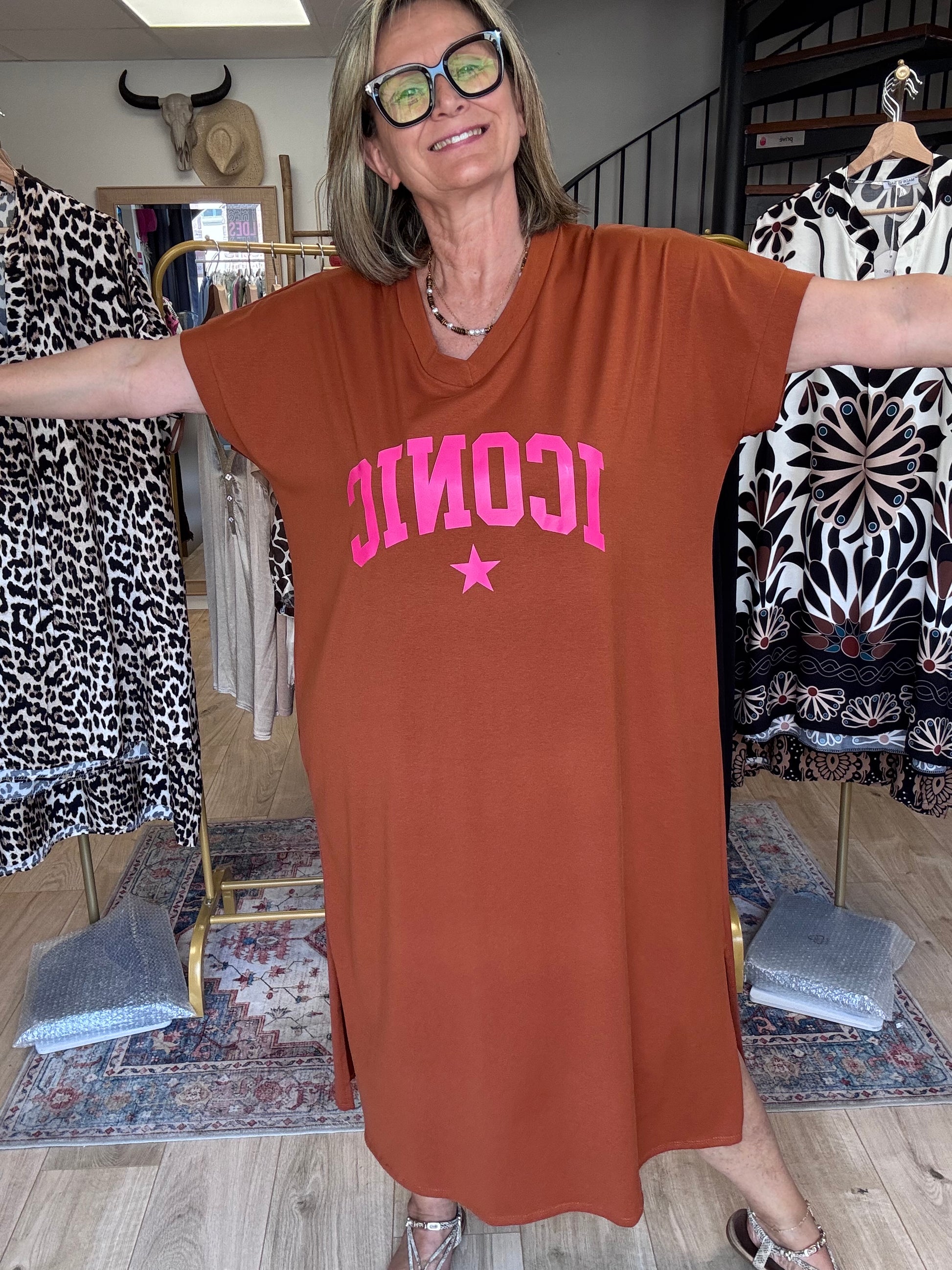 Robe teeshirt terracotta iconic