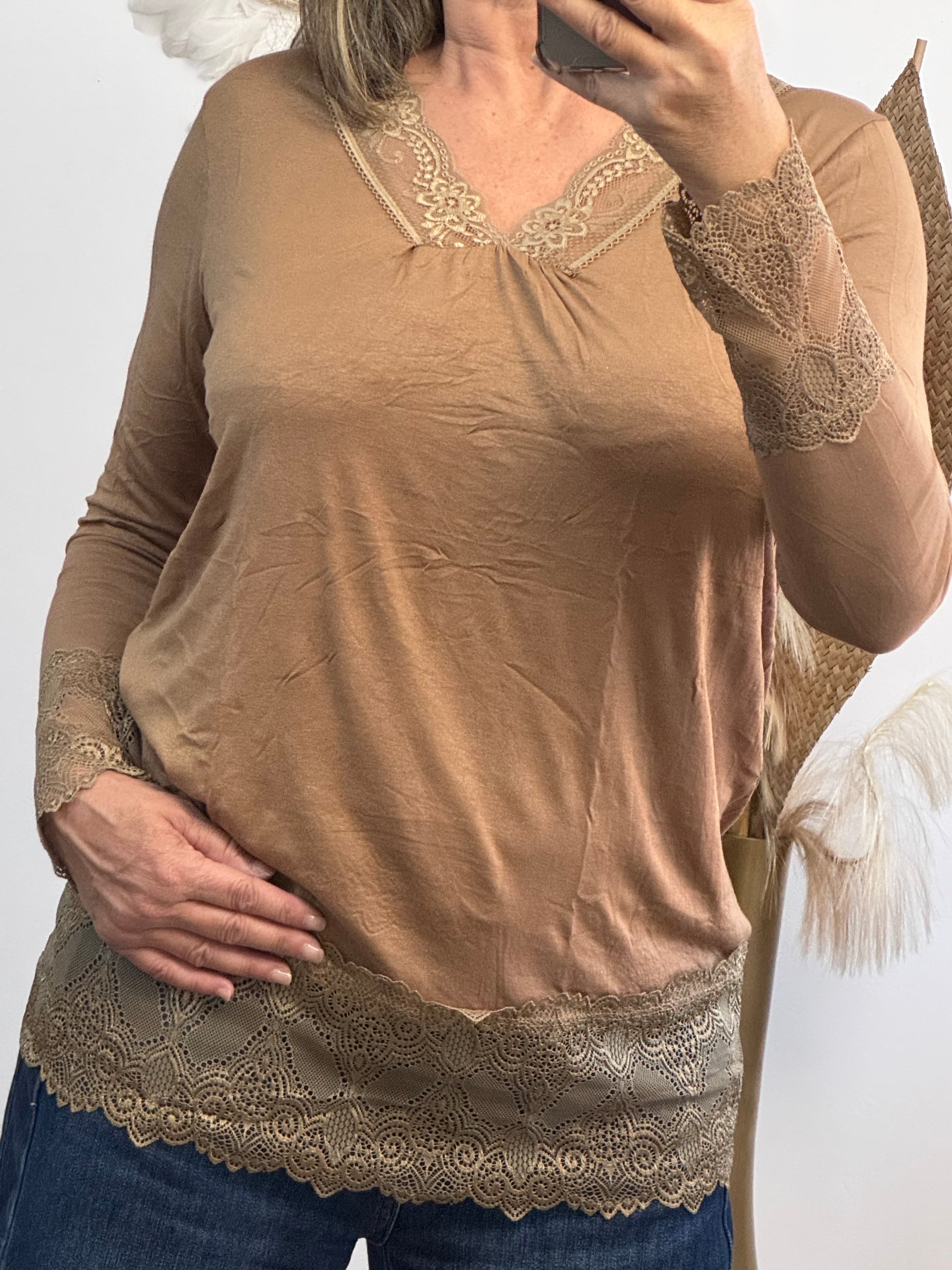 Top dentelle moka TU 40/46 et 46/50