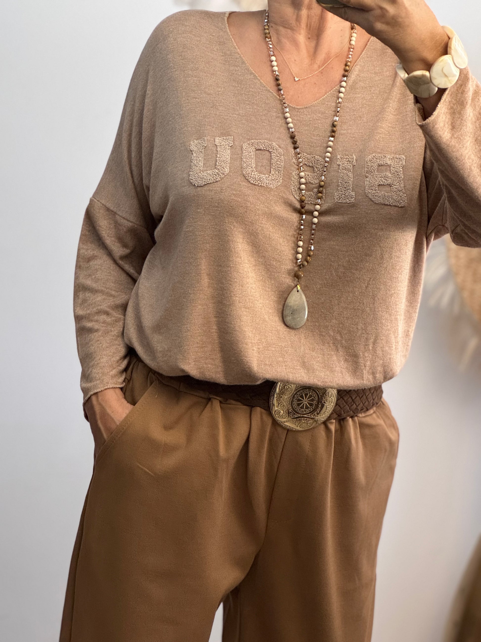 Pull Bisous marron clair