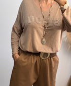Pull Bisous marron clair