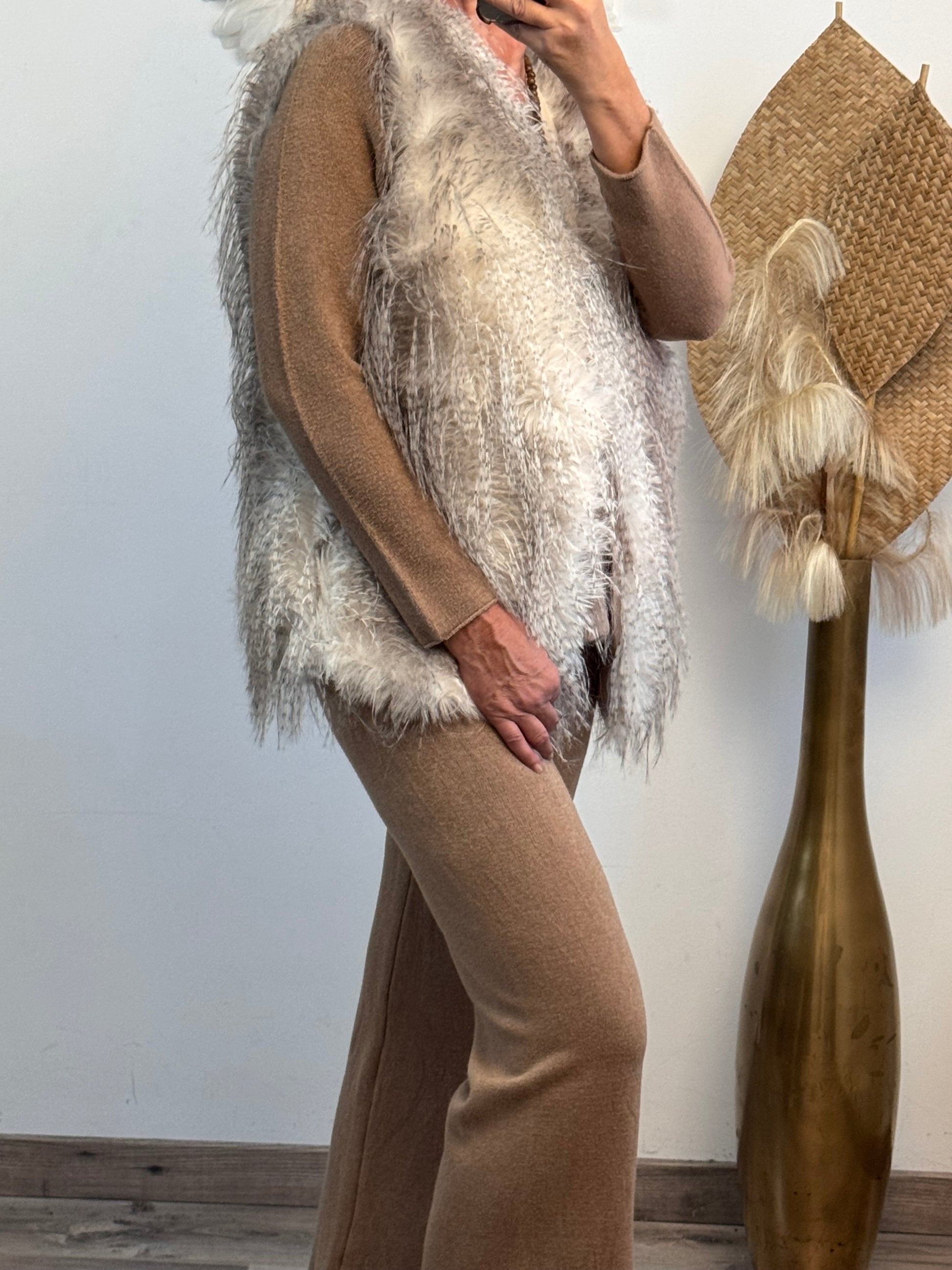 Veste sans manches fausse fourrure