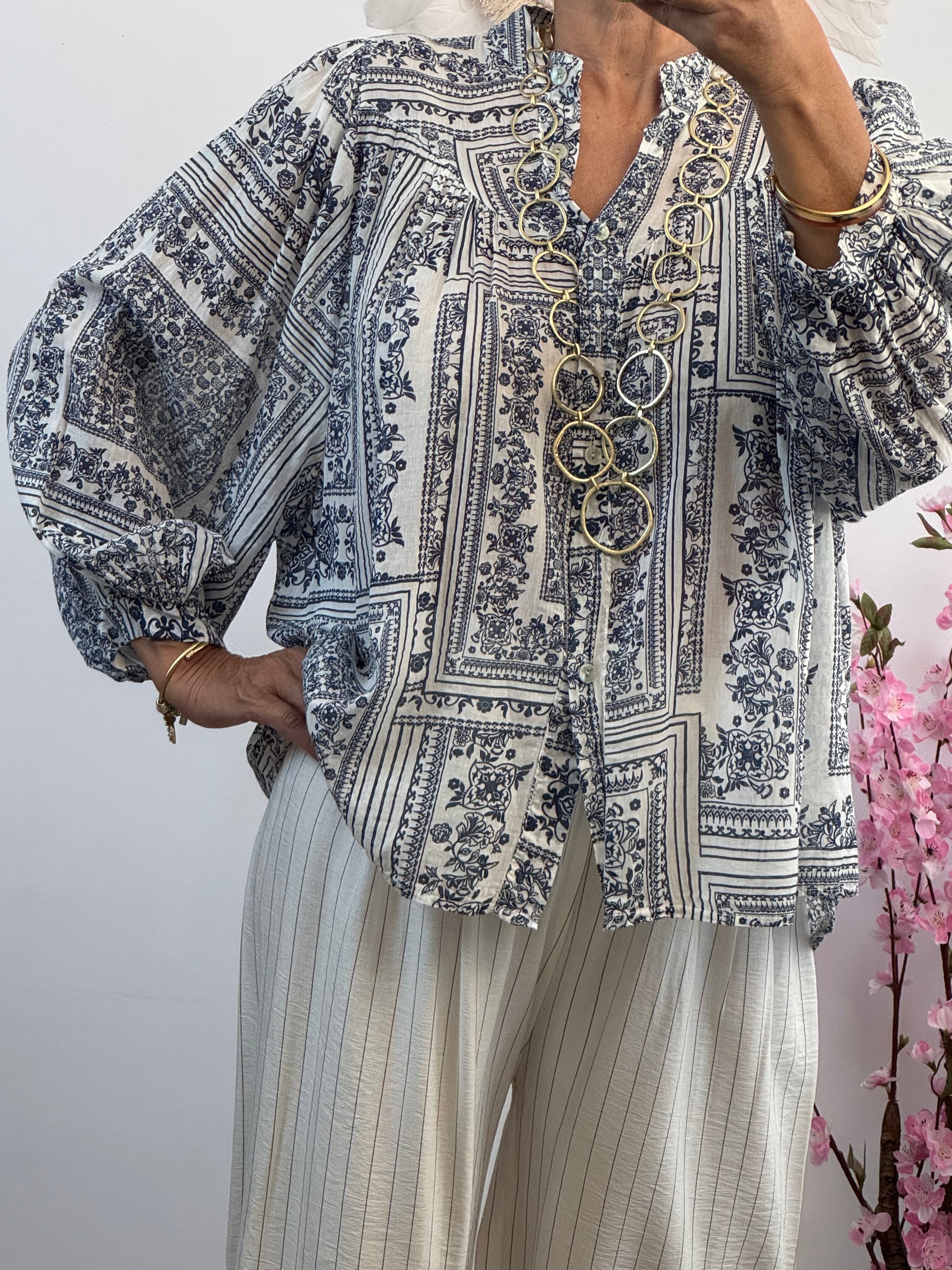 Blouse voile de coton bleue
