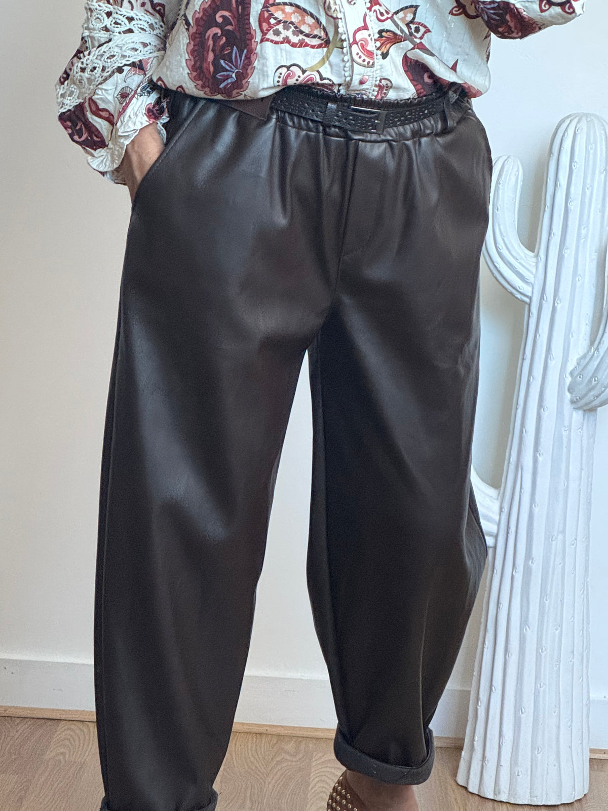 Pantalon SIENNA 🤎 similicuir marron TU 38/46
