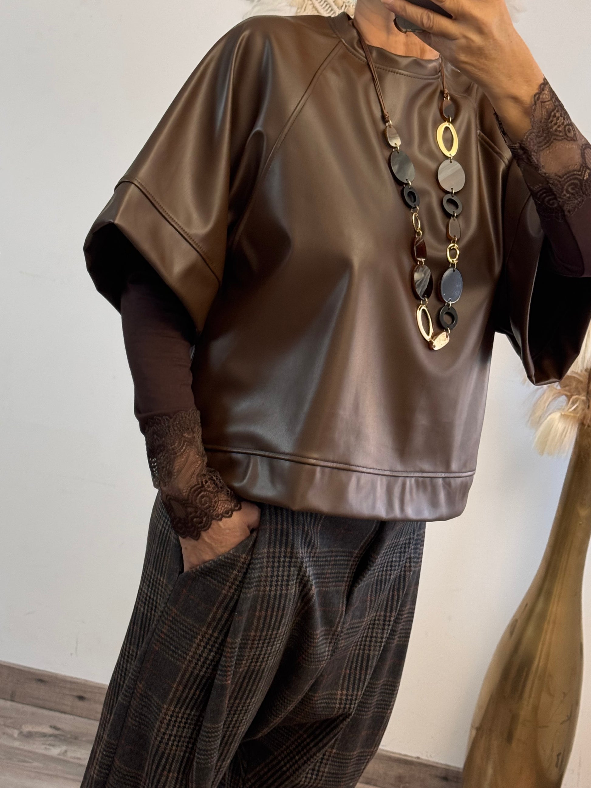 Haut similicuir marron