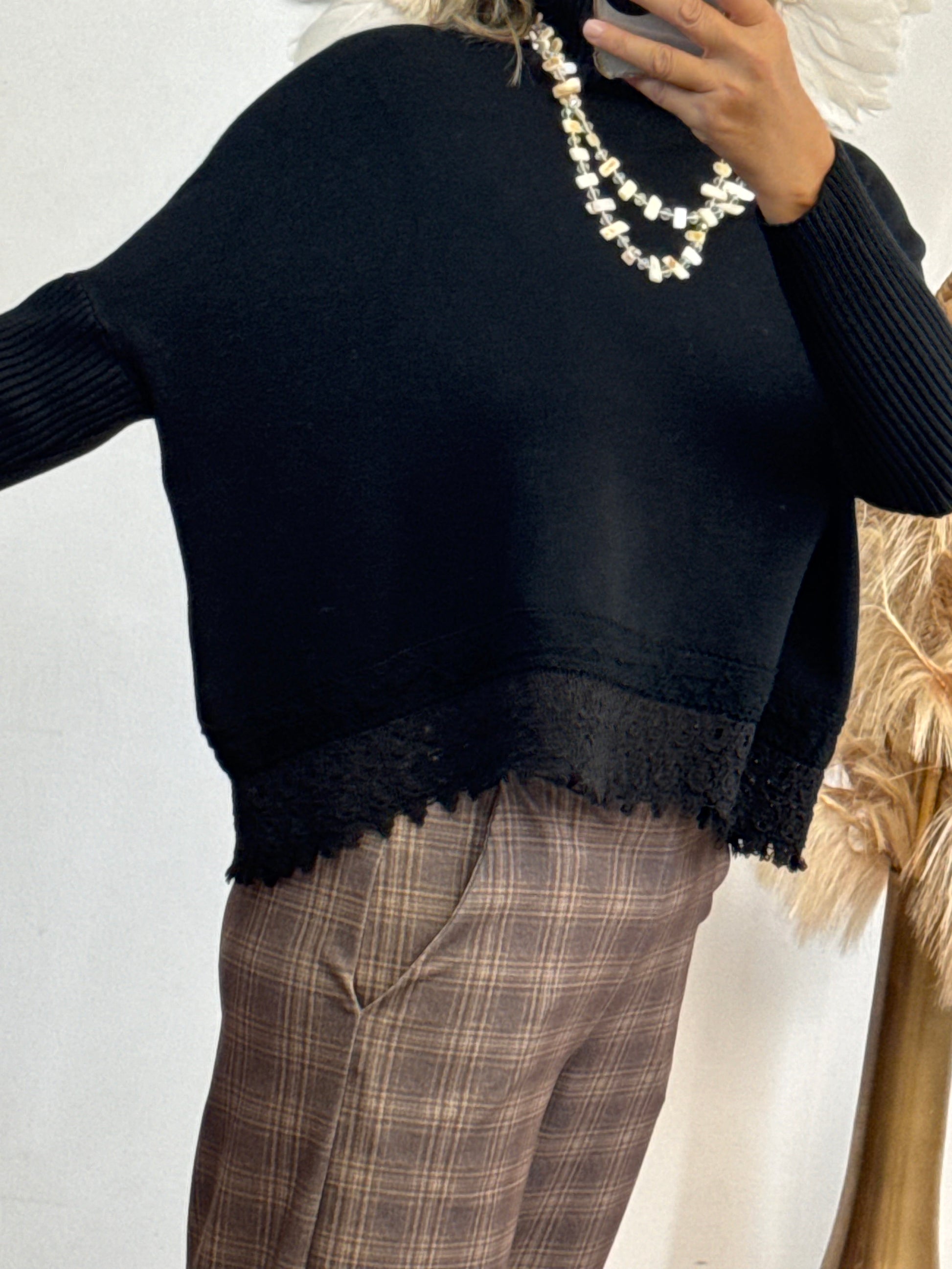 Pull noir broderie TU 38/44