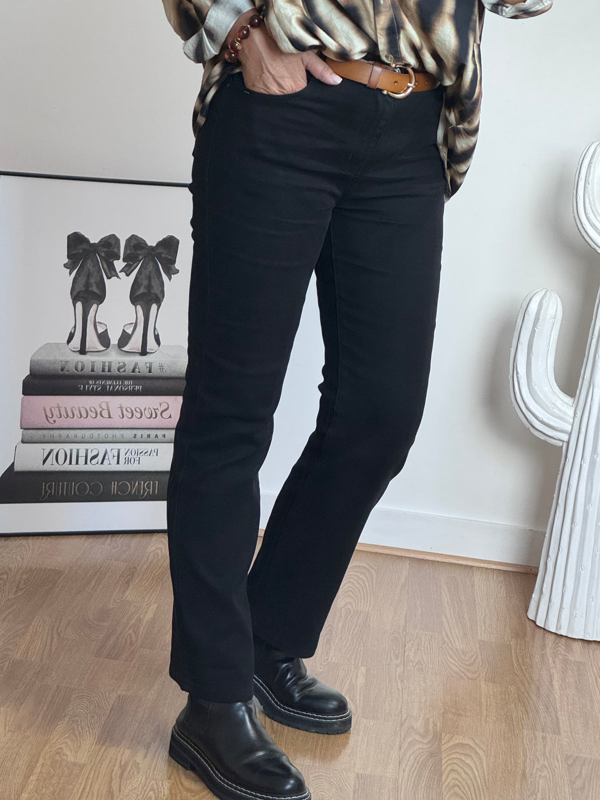 Jean Élégance droit noir