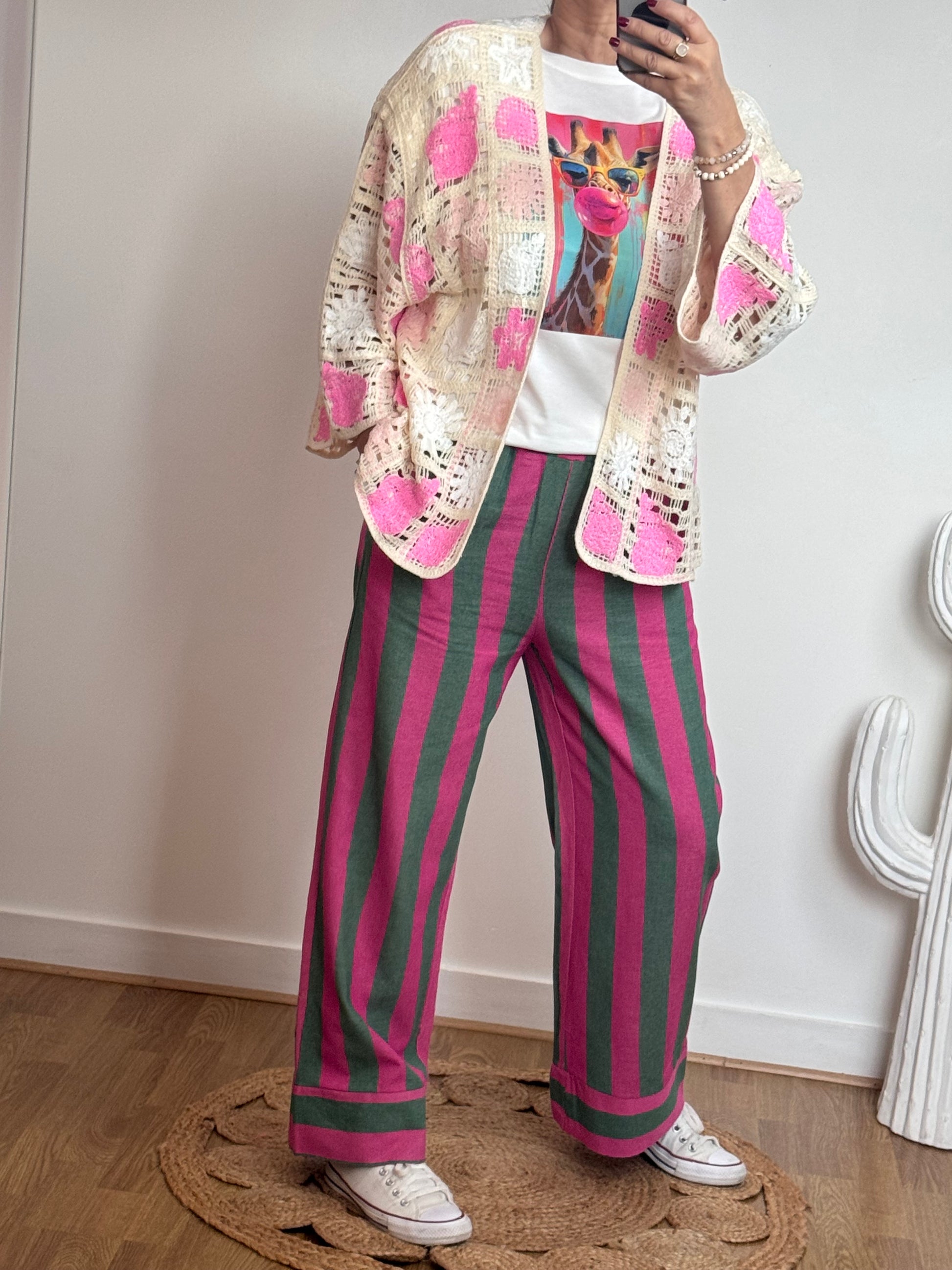 Pantalon rayé kaki et rose