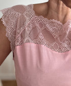 Top dentelle rose