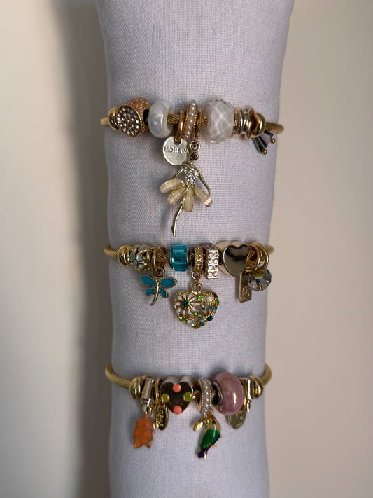 Bracelet ajustable breloques