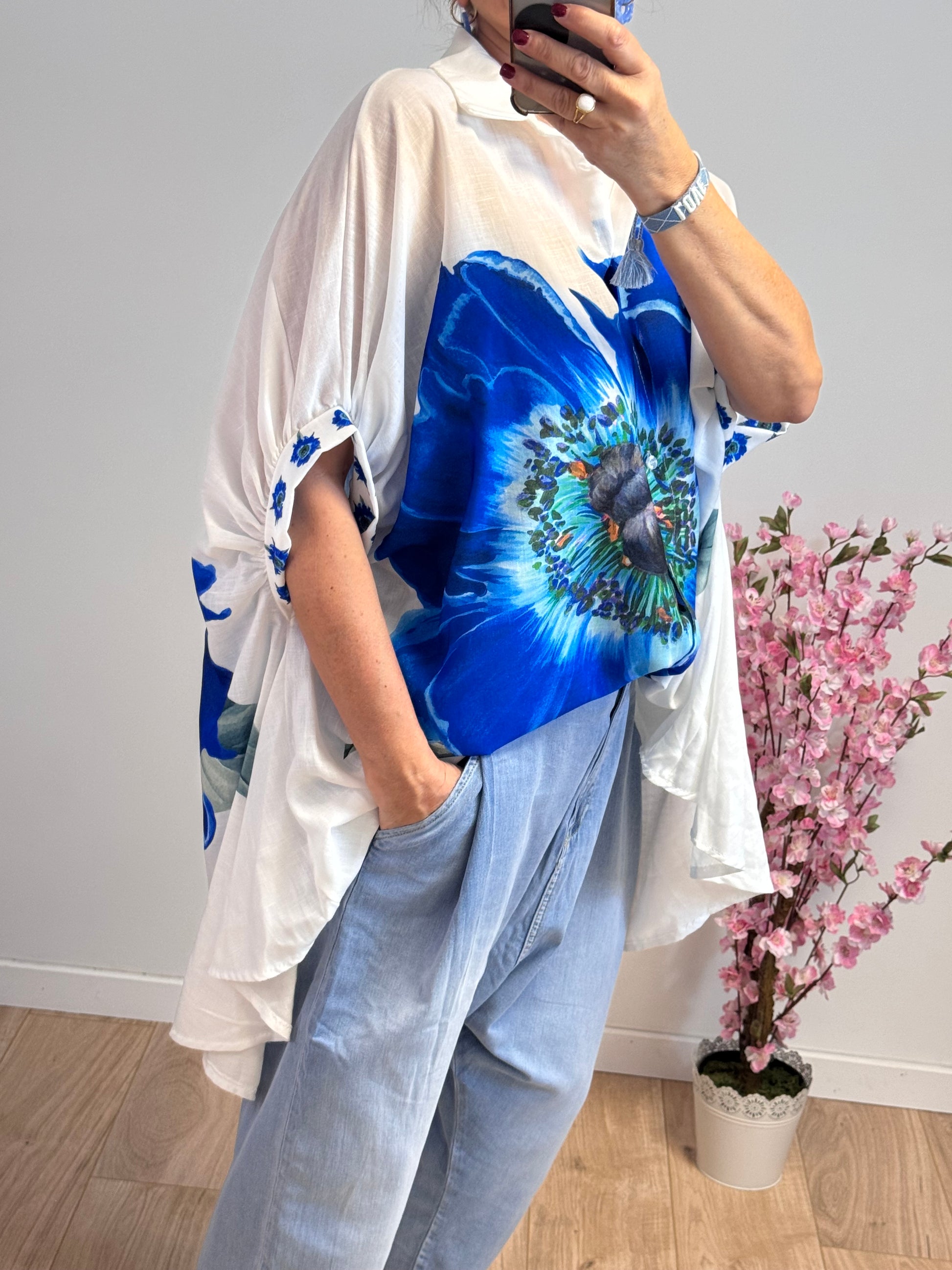 Chemise évasée fleurs bleues TU 38/46
