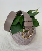 Ceinture en cuir beige taupe boucle dorée
