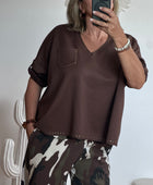 Pull marron rivets