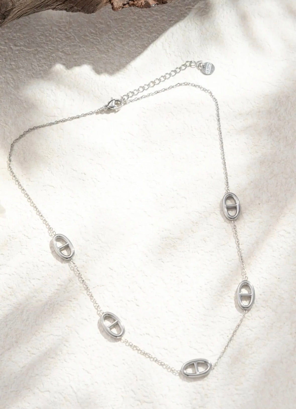 Collier ovales ajourées argenté