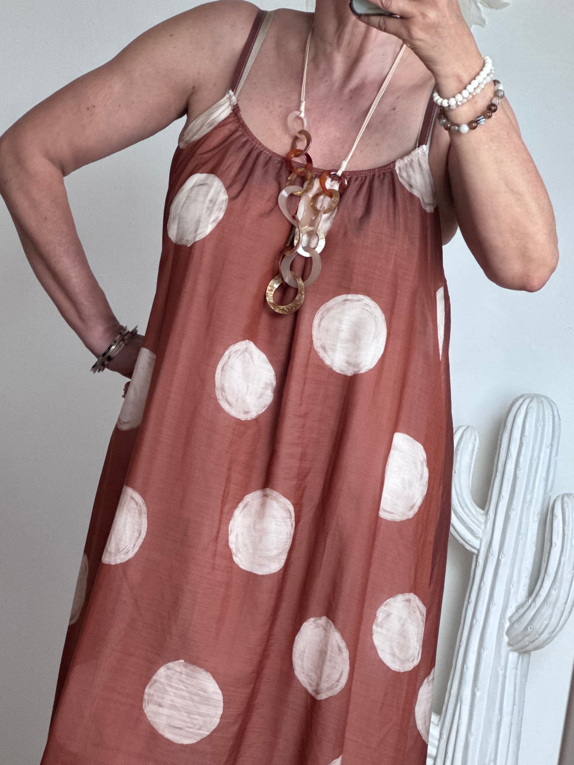 Robe à pois fond terracotta