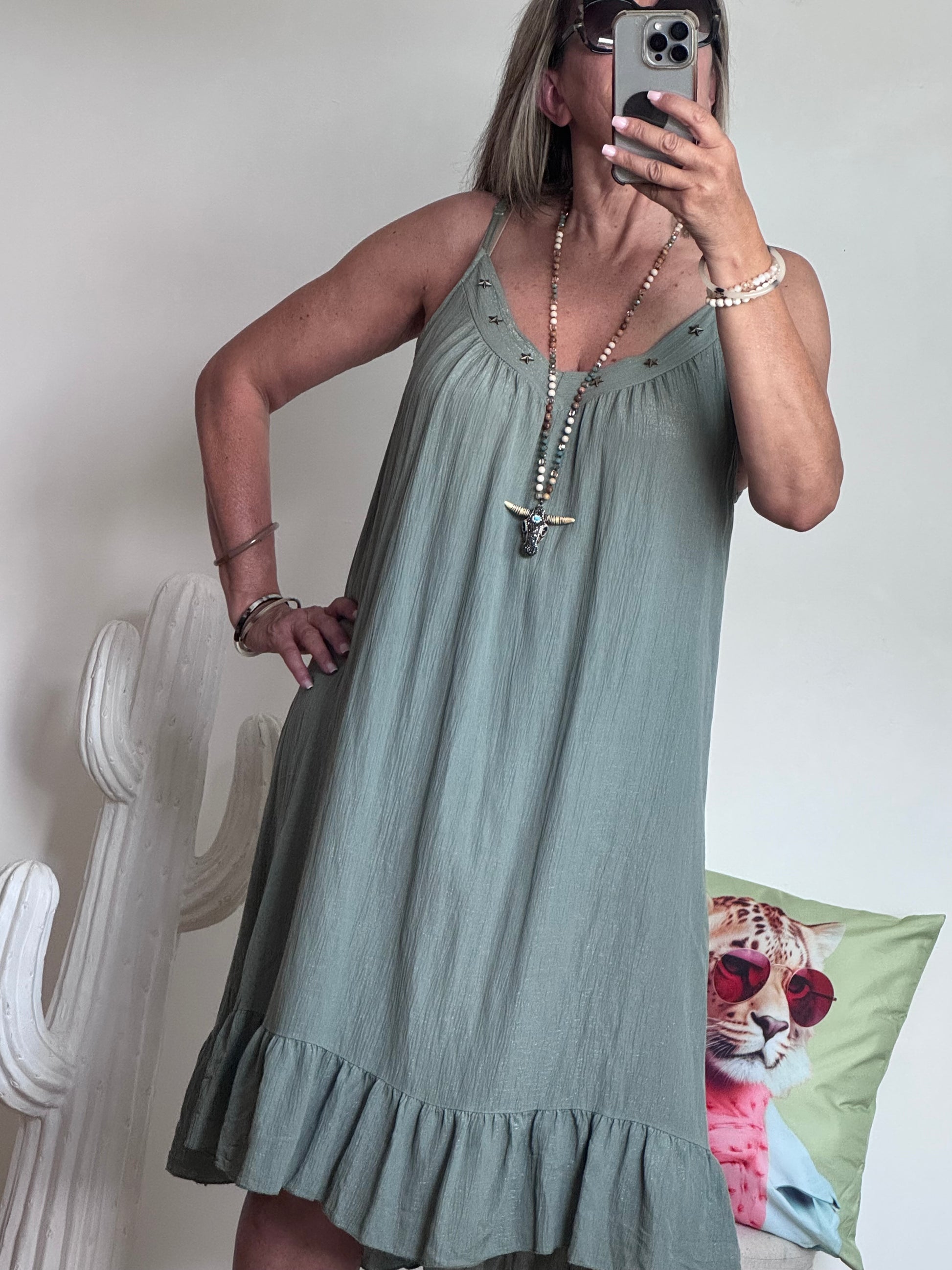 Robe d’été à bretelles kaki