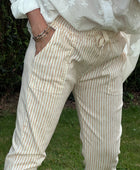 Pantalon confort rayures camel