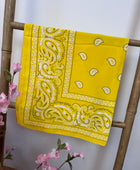 Foulard carré bandana jaune