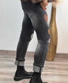 Jeans noir délavé multi patchs cœurs
