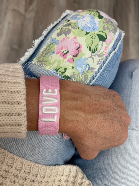 Bracelet love