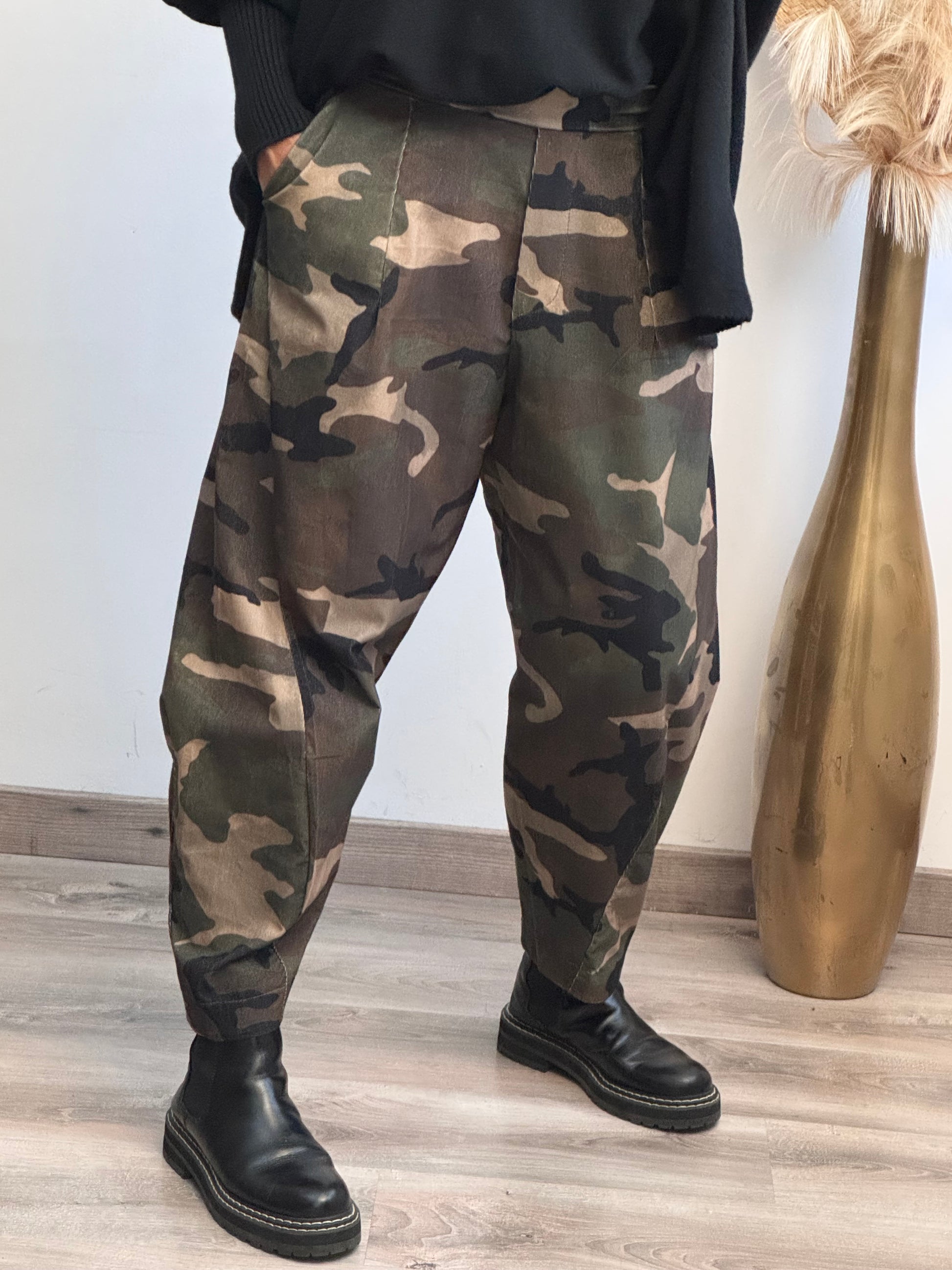 Pantalon loose camouflage