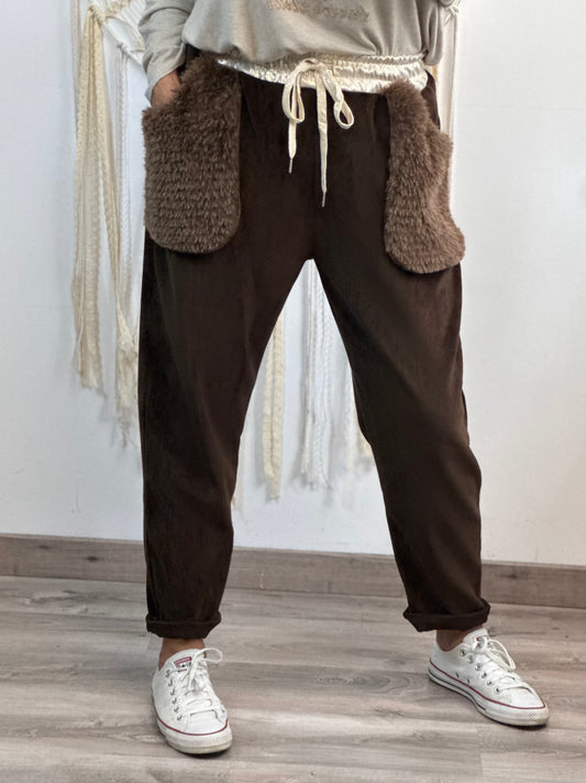Pantalon marron poches moumoute