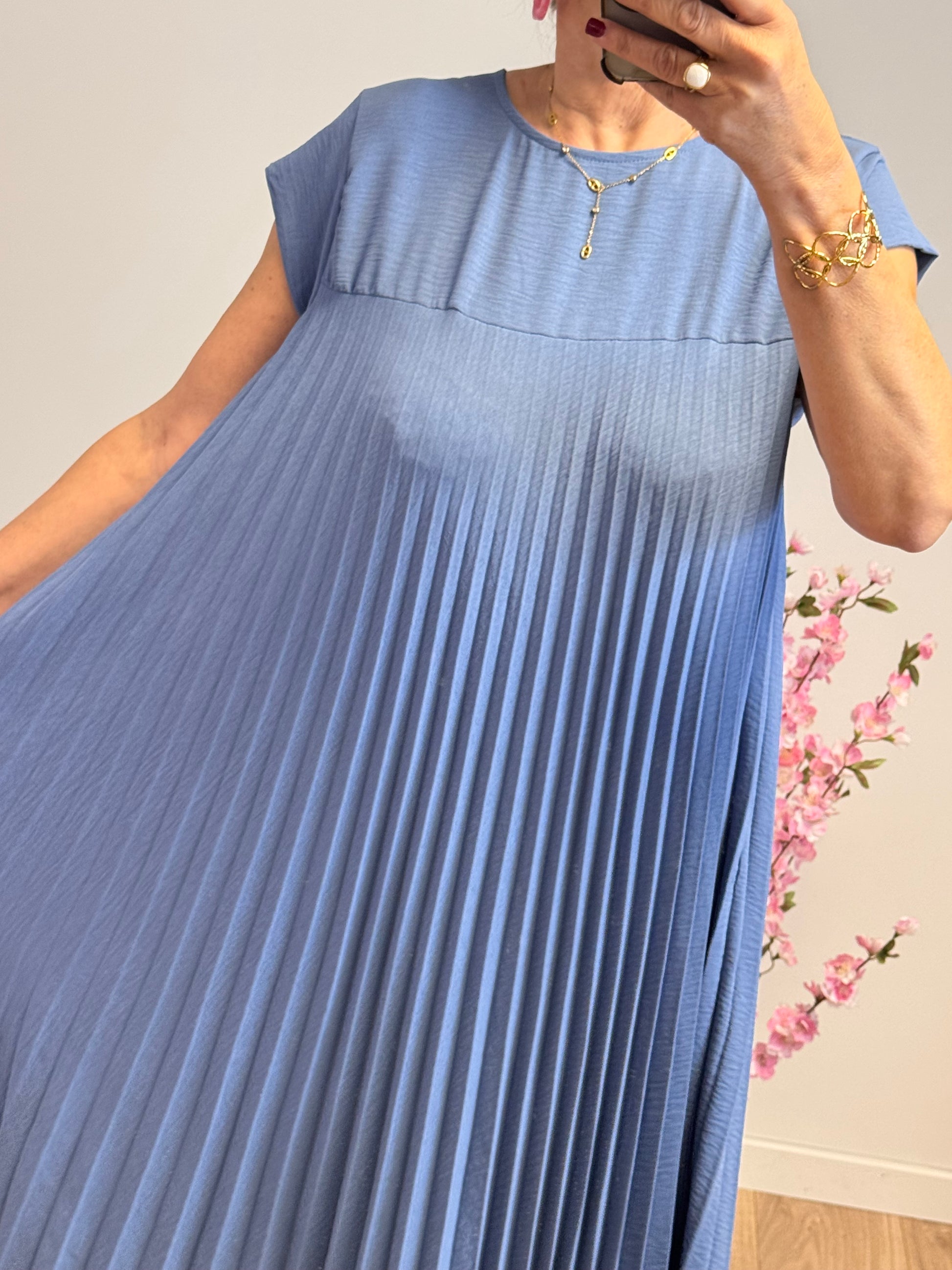 Robe longue plissée bleue