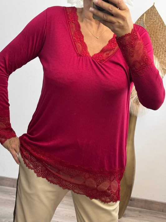 Top dentelle rouge grenat TU 40/46 et 46/50