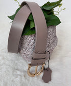 Ceinture en cuir beige taupe boucle dorée