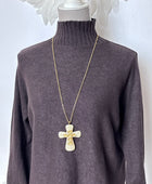 Collier croix crème