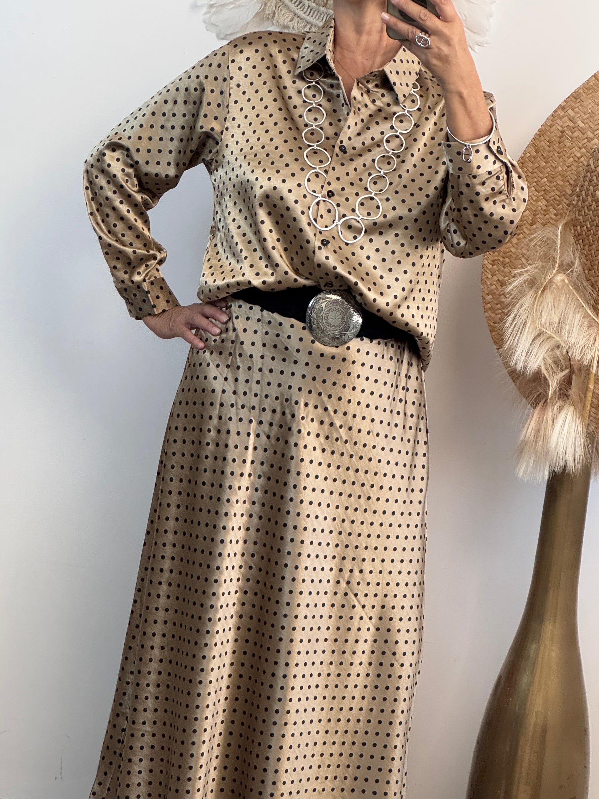 Ensemble jupe et chemise pois plusieurs tailles