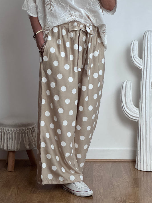 Pantalon à pois beige jolie forme TU 44/50