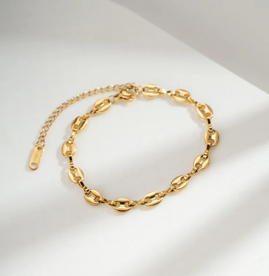 Bracelet chaîne grain de café minimaliste et raffiné en acier inoxydable doré