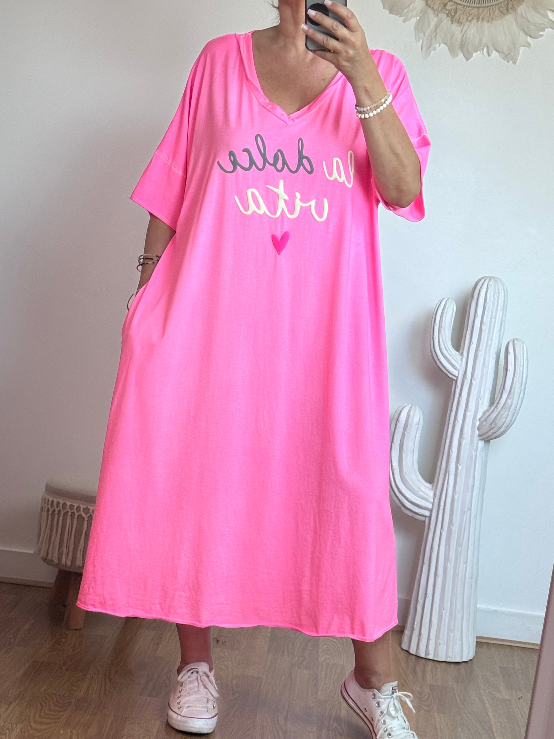 Robe teeshirt rose fluo jolie forme