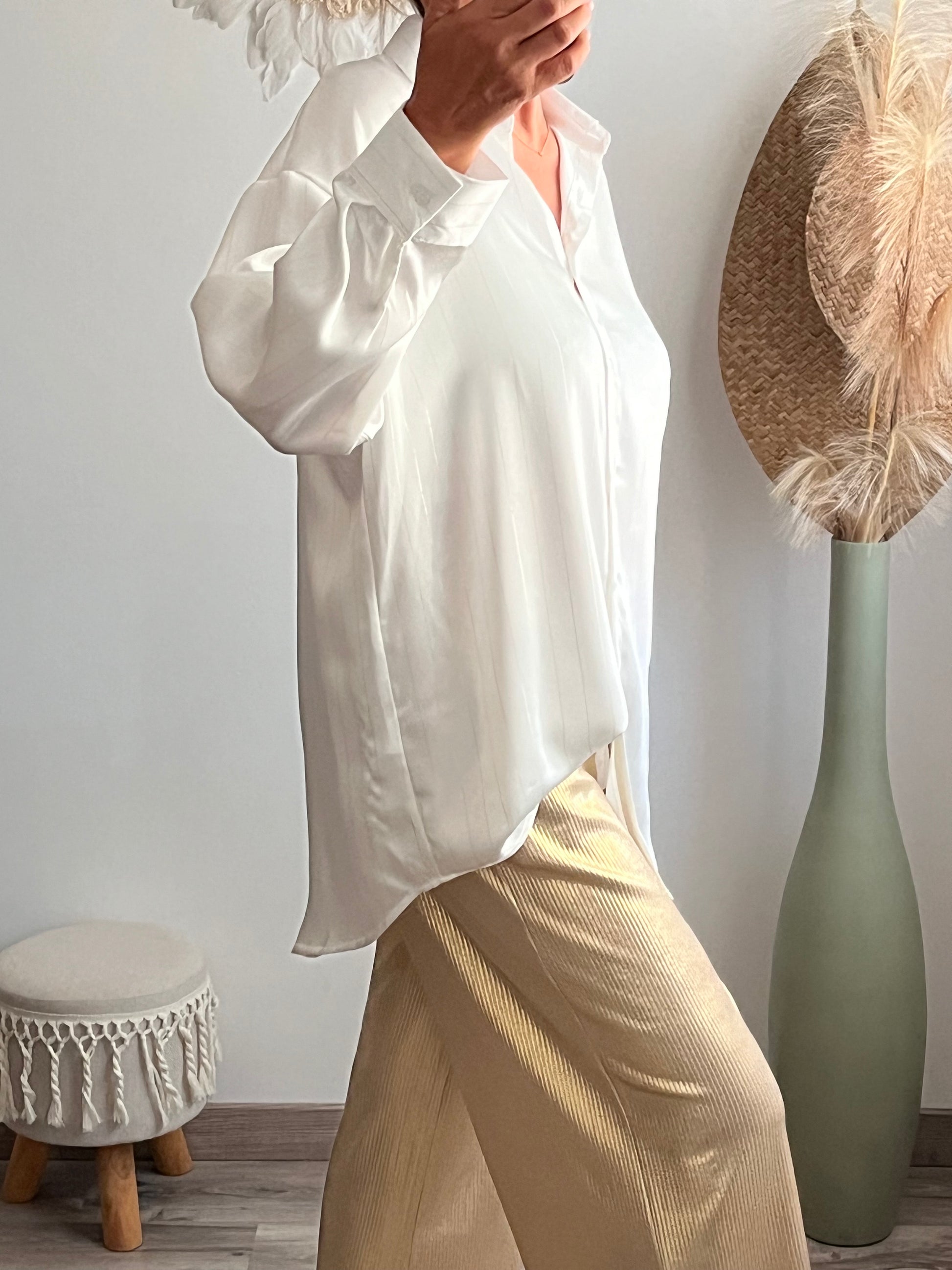 Chemise oversize longue blanche liseret brillant ✨