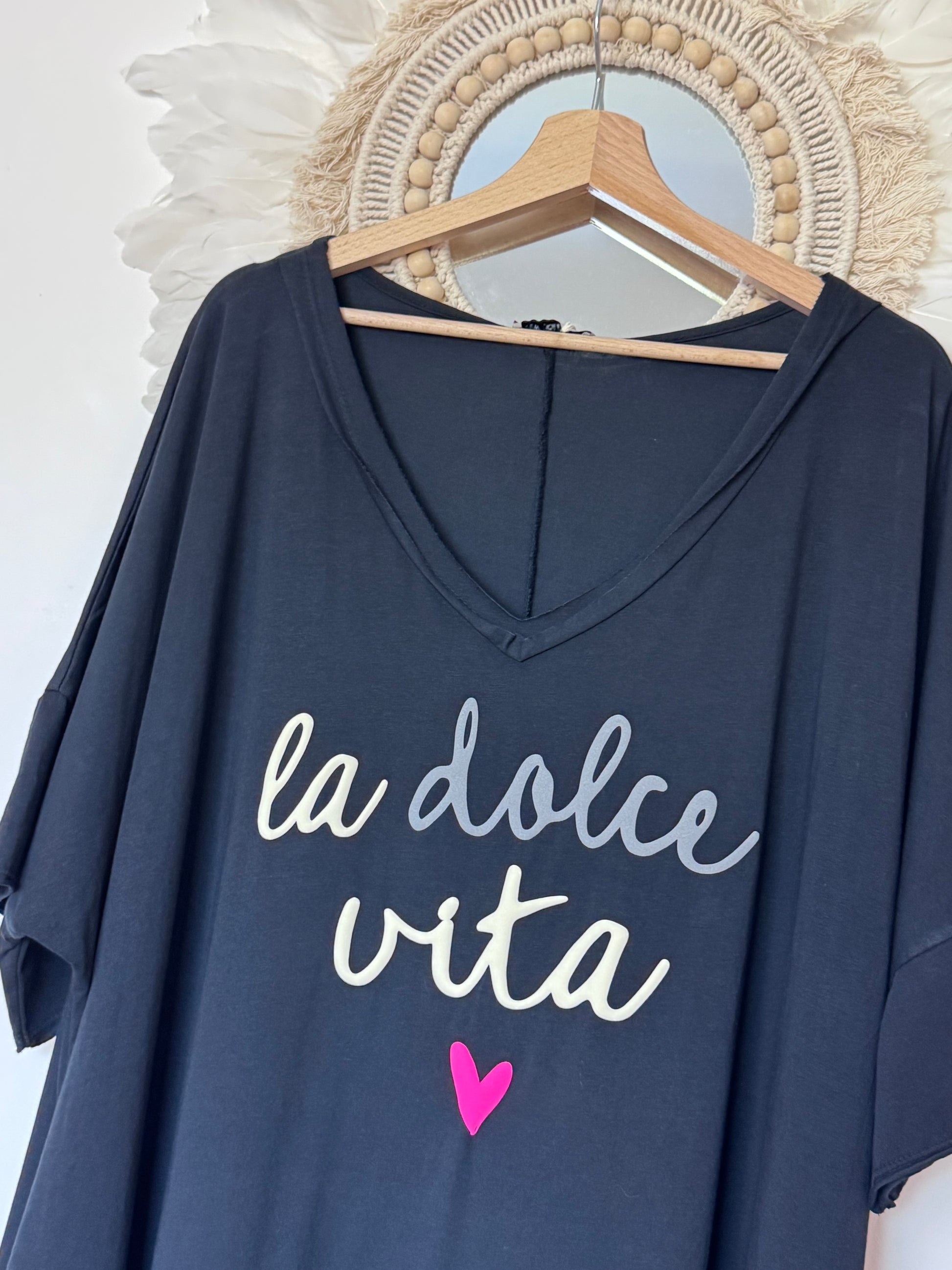 Robe teeshirt noire jolie forme