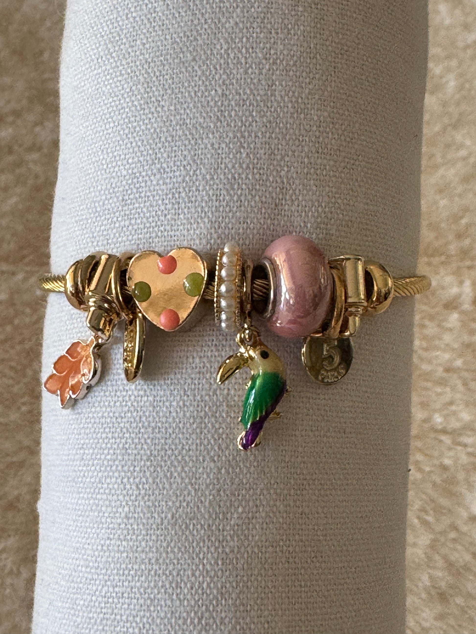 Bracelet ajustable breloques
