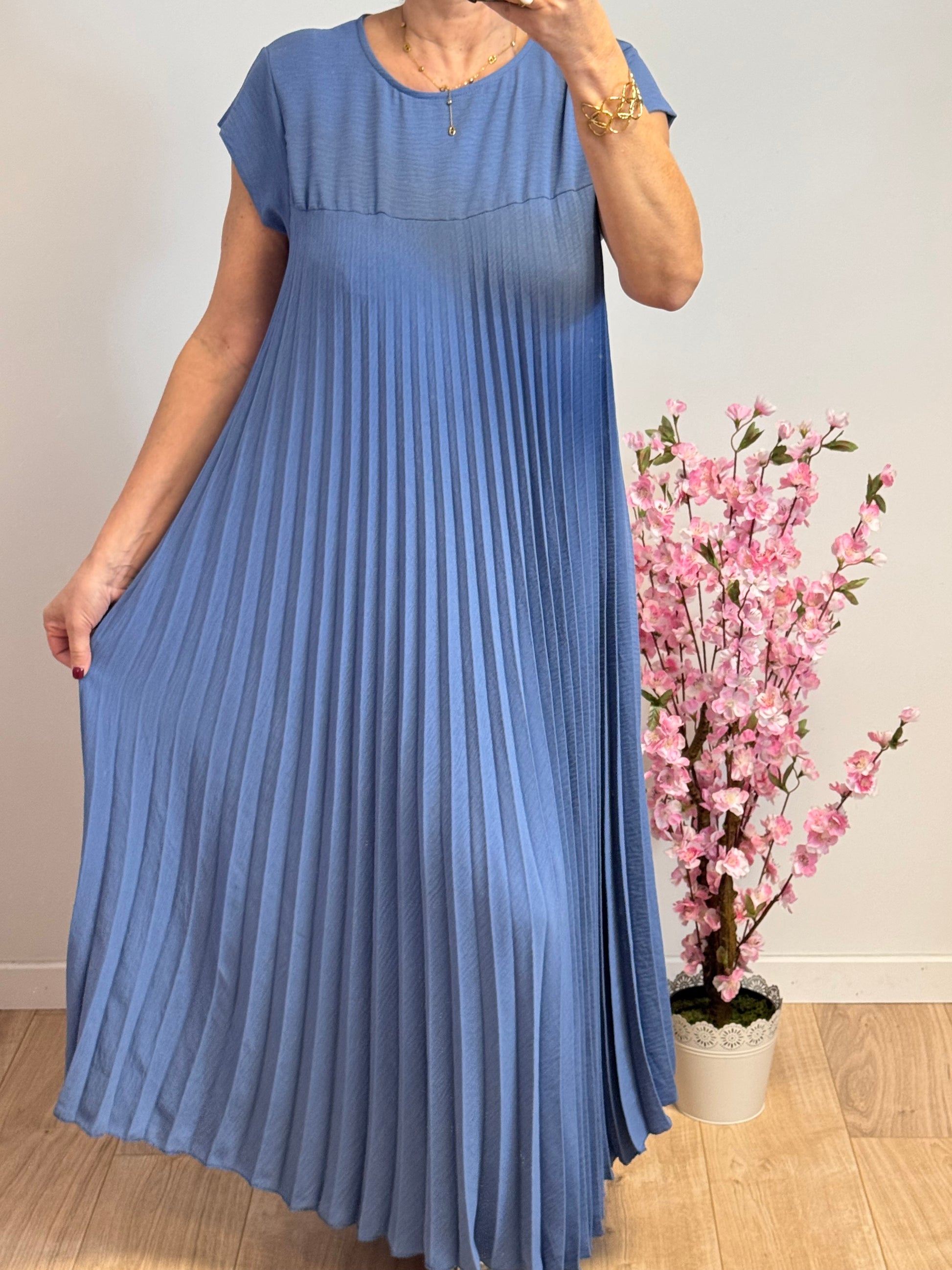 Robe longue plissée bleue