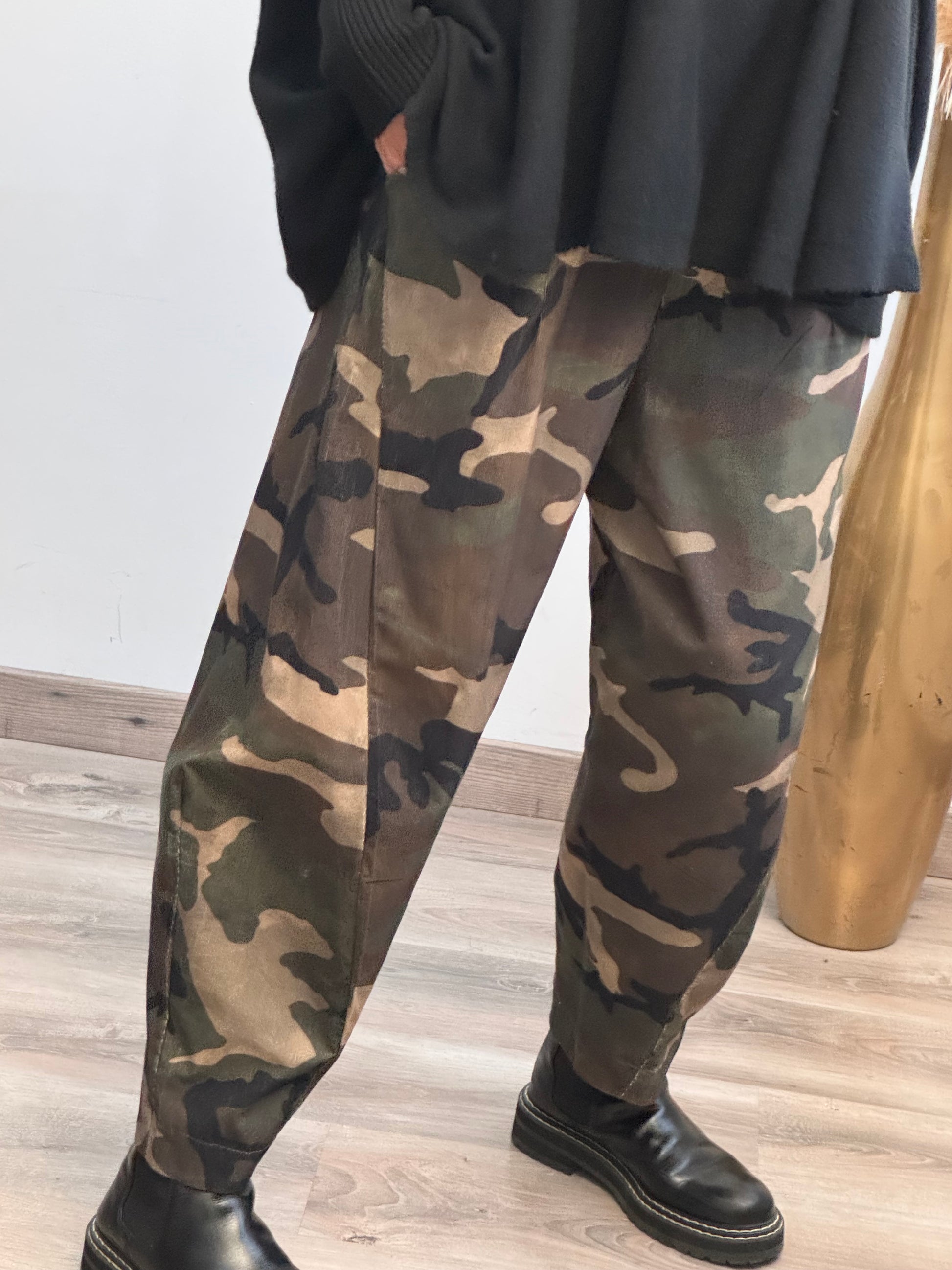 Pantalon loose camouflage