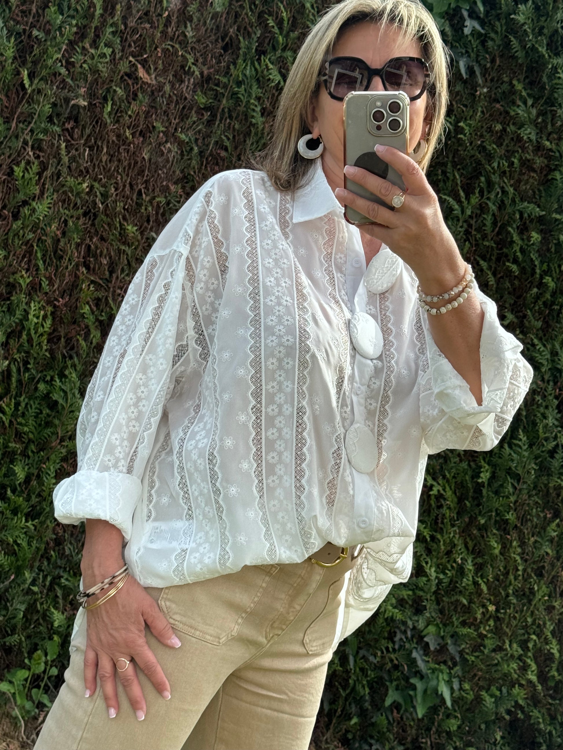 Chemise Lolita broderie blanche