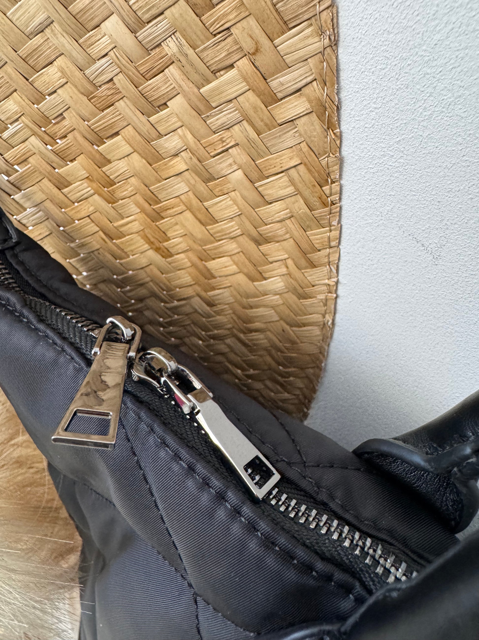 Sac noir matelassé