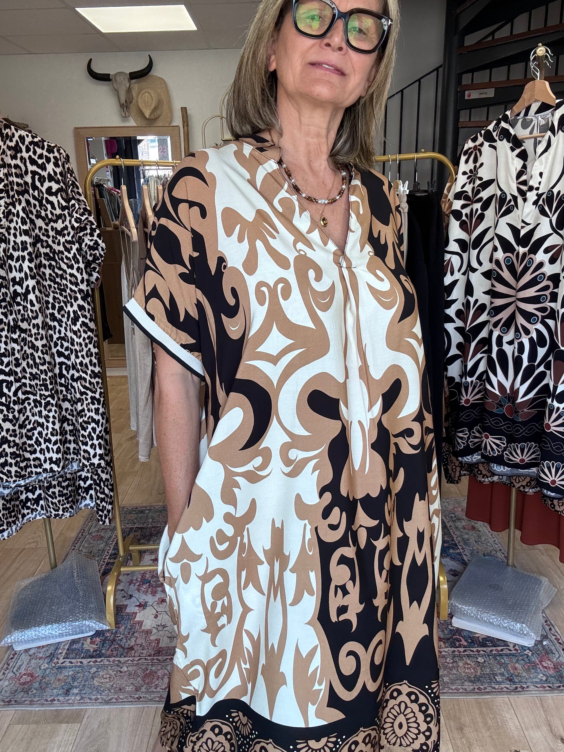 Robe fluide arabesque beige TU 40/48