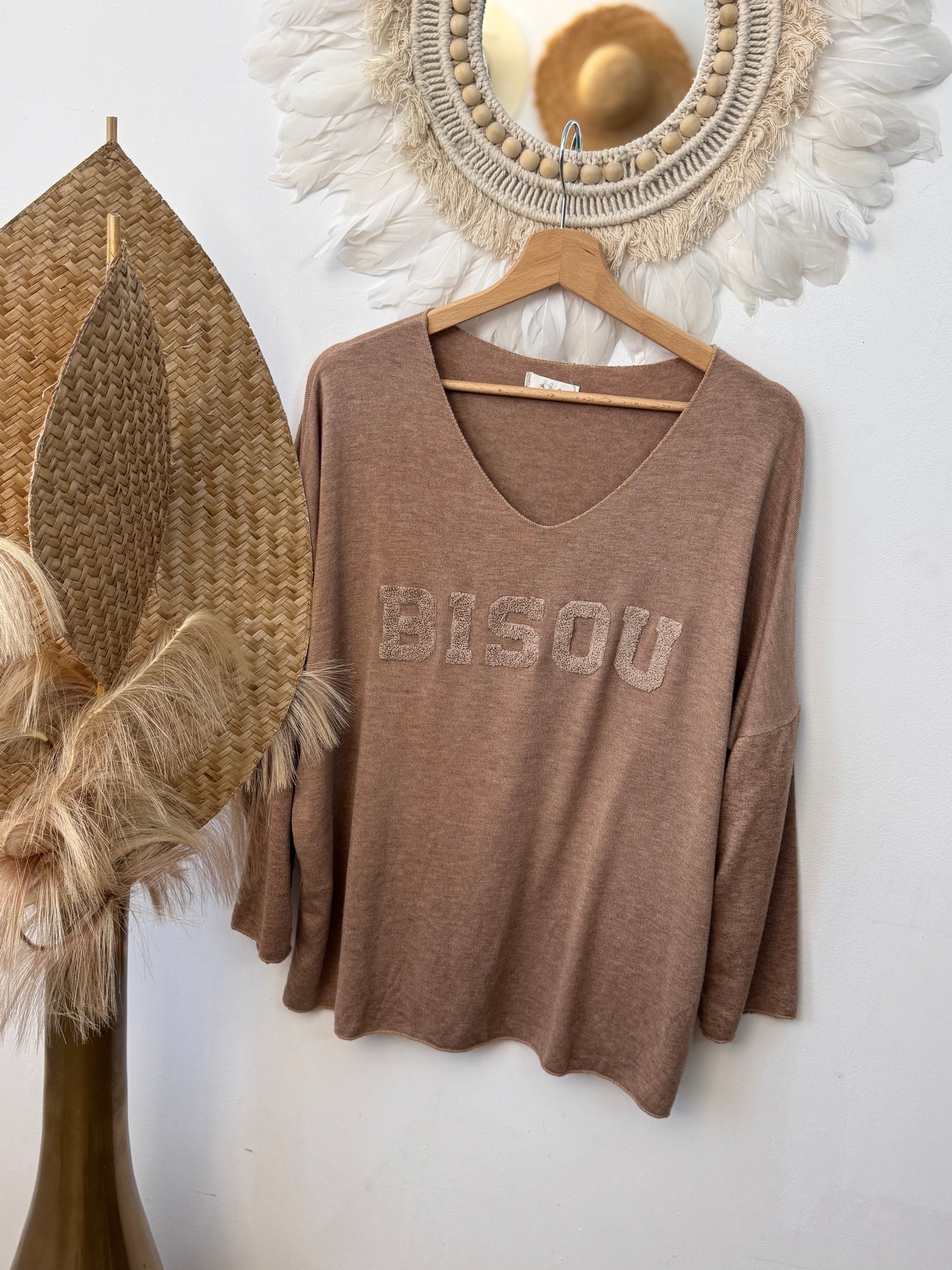 Pull Bisous marron clair