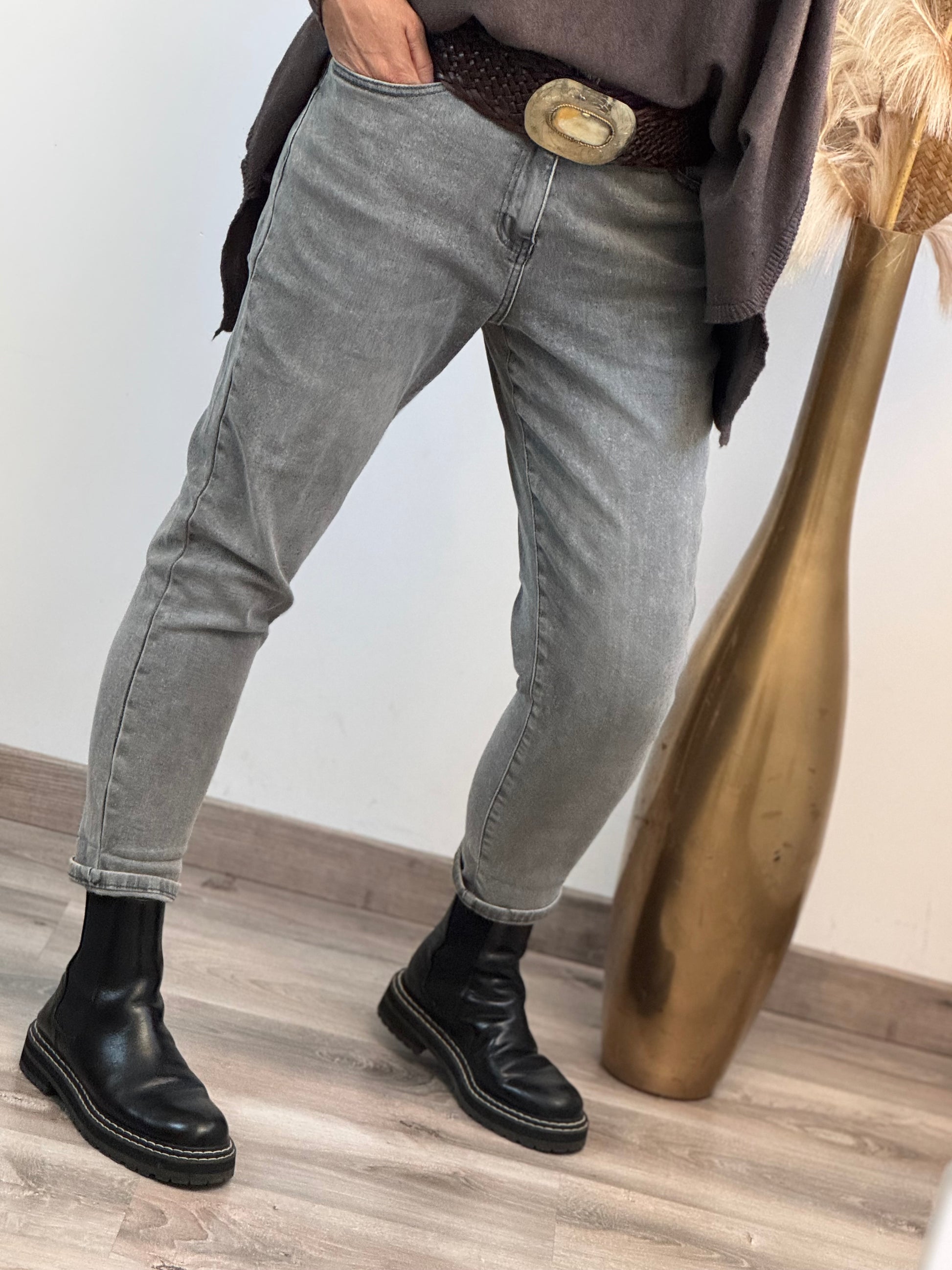 Jeans mom fit gris plusieurs tailles du 38 au 48