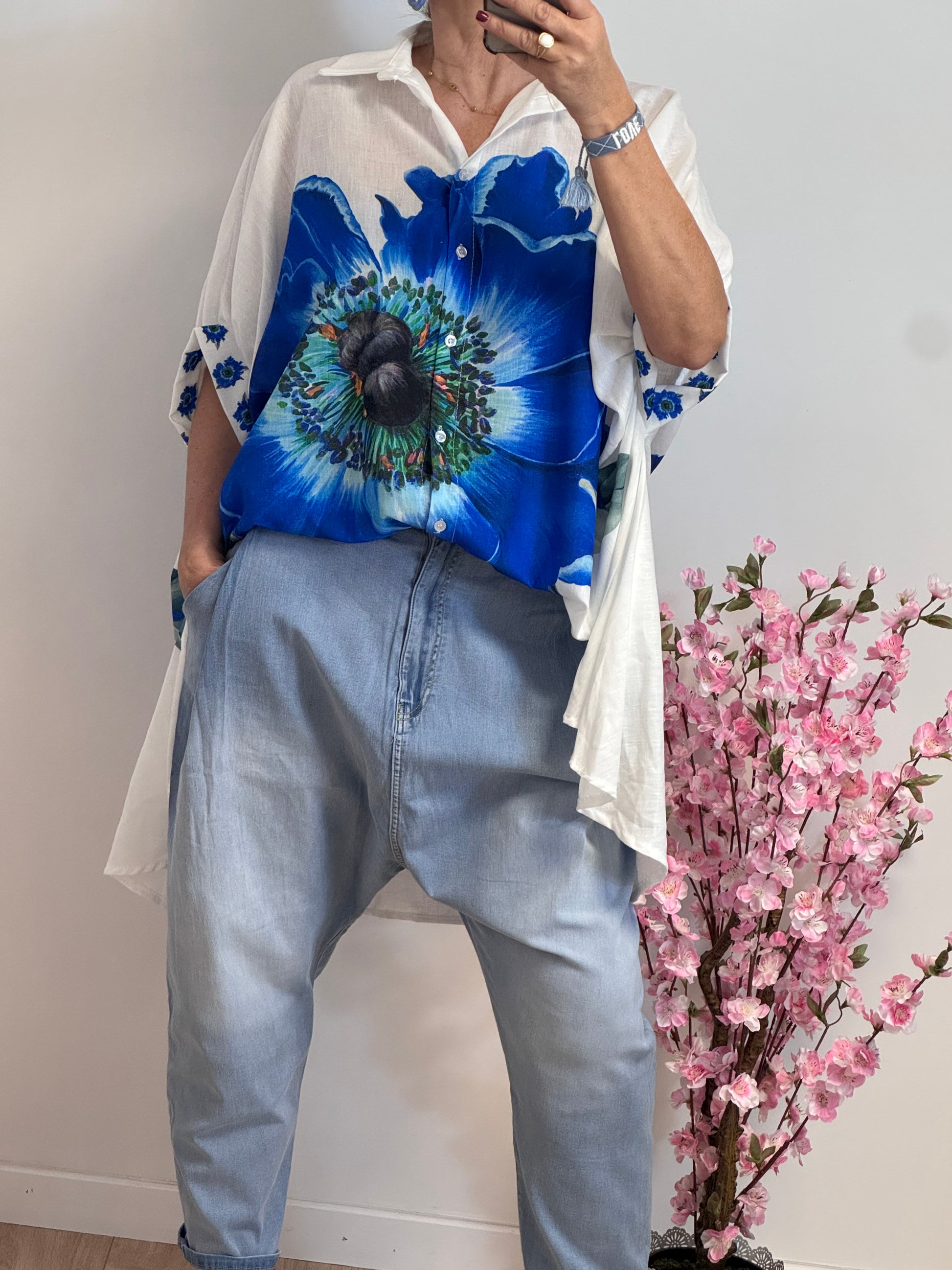 Chemise évasée fleurs bleues TU 38/46