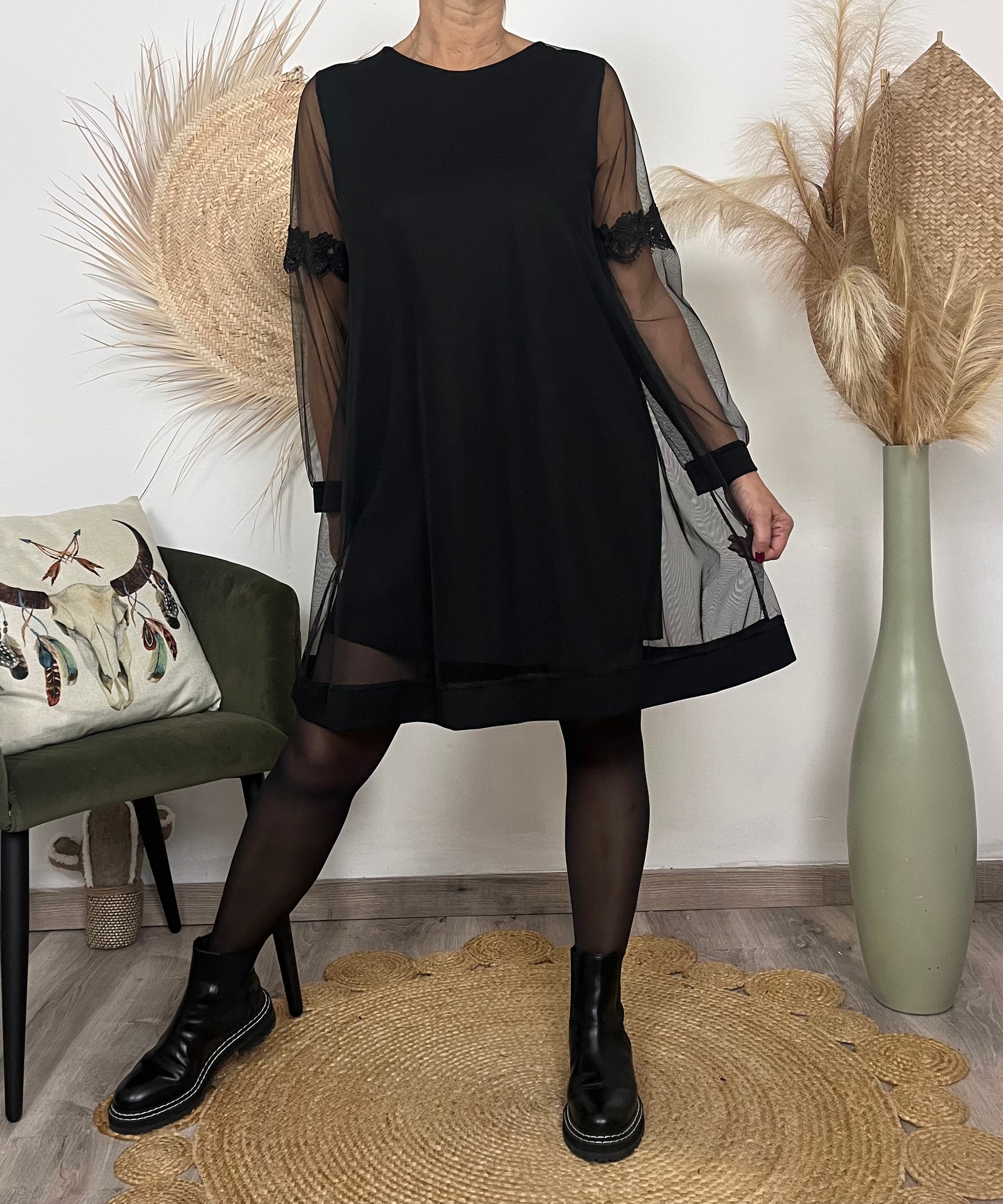 Robe noire online habillée