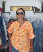 Blouse Léo orange et jaune jolie forme