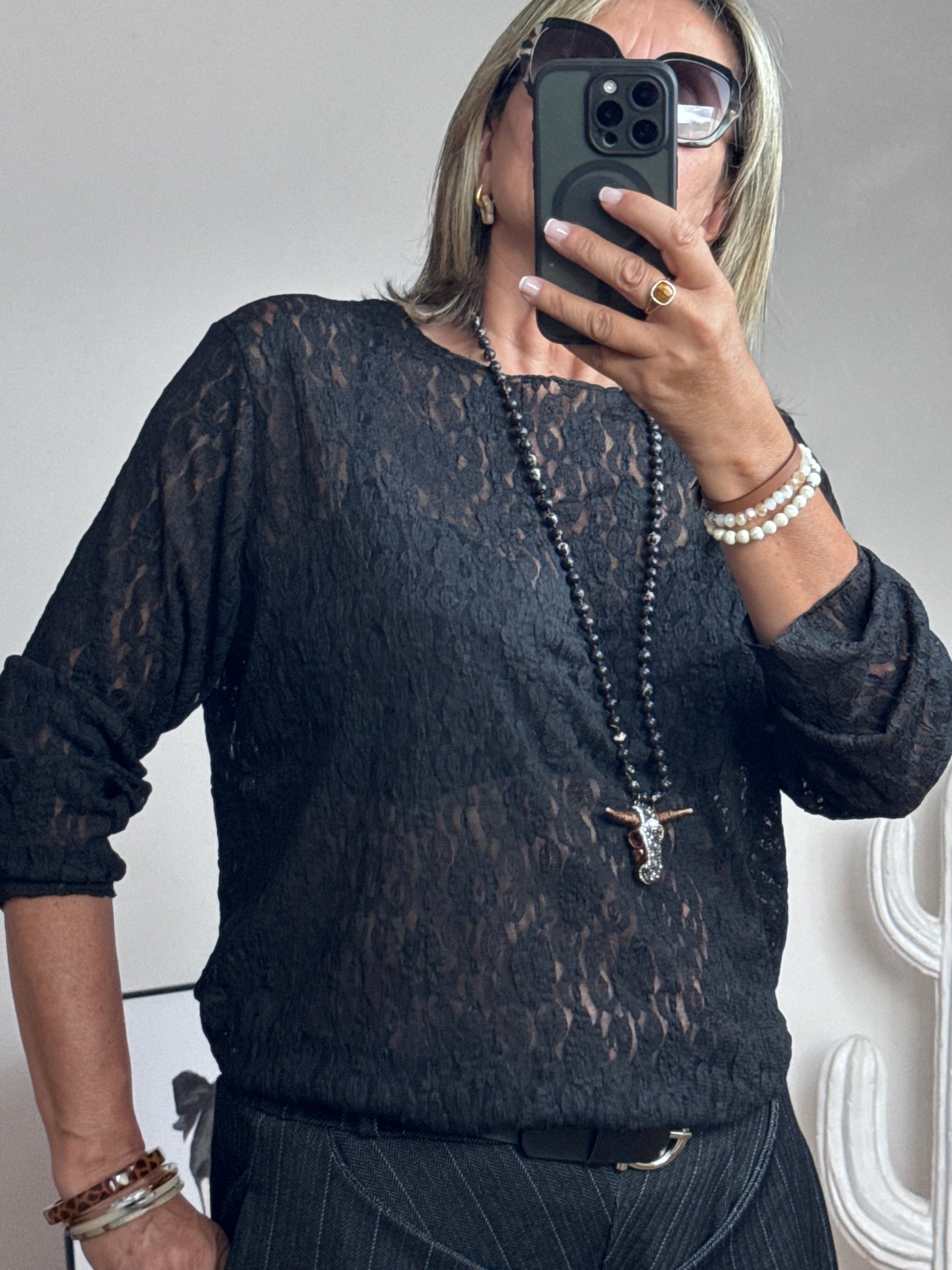 Top dentelle noire TU 40/48