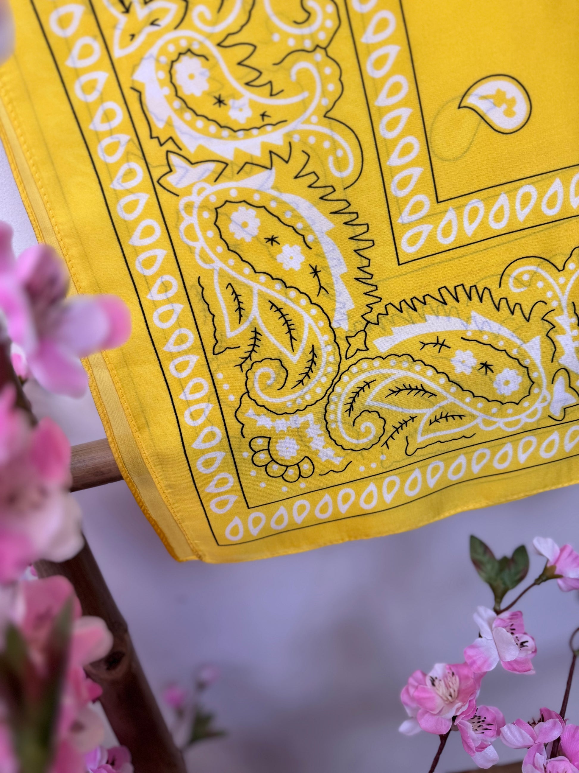 Foulard carré bandana jaune